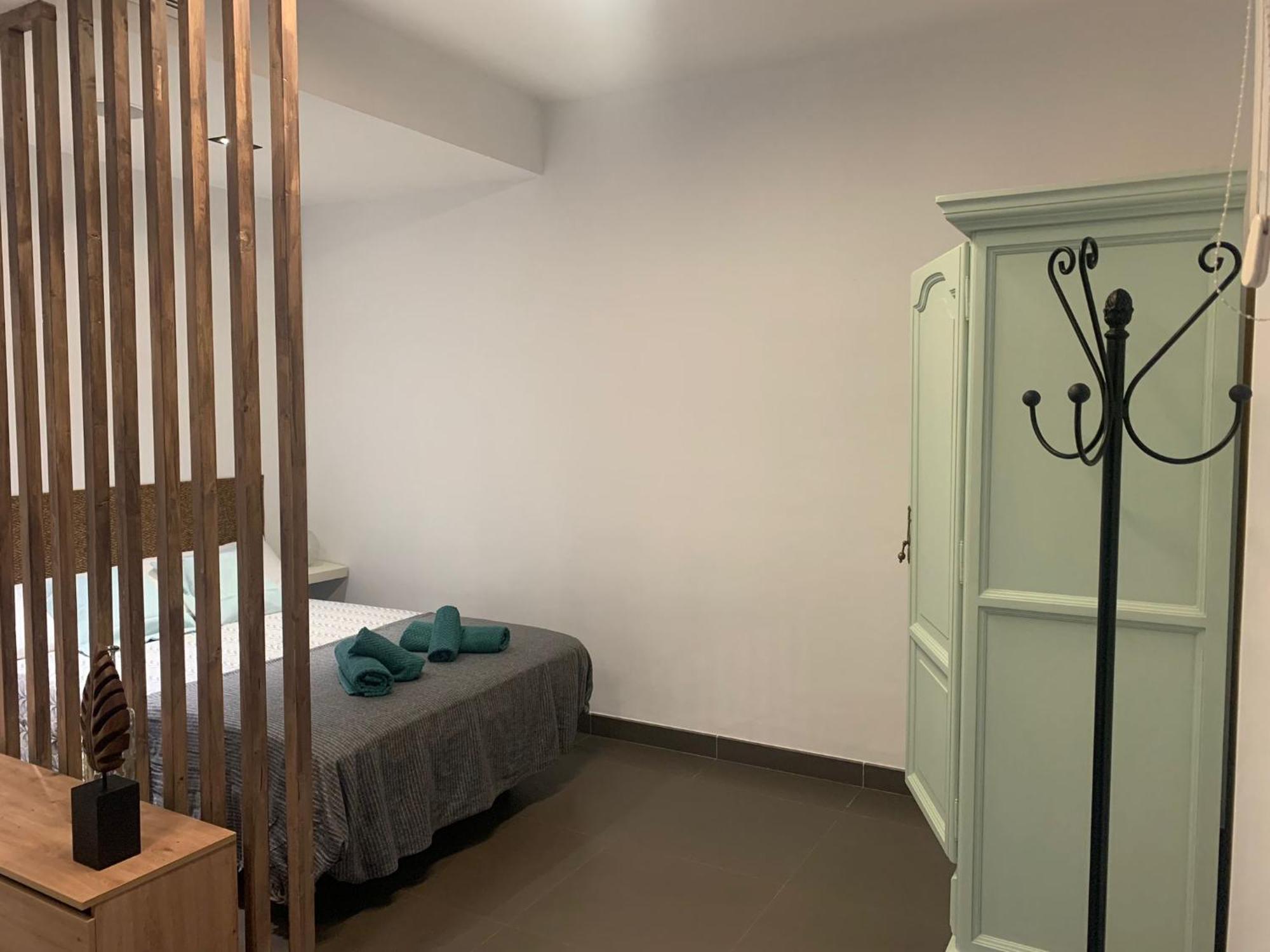 Estudio Puerta Del Sol Aguilar Bagian luar foto